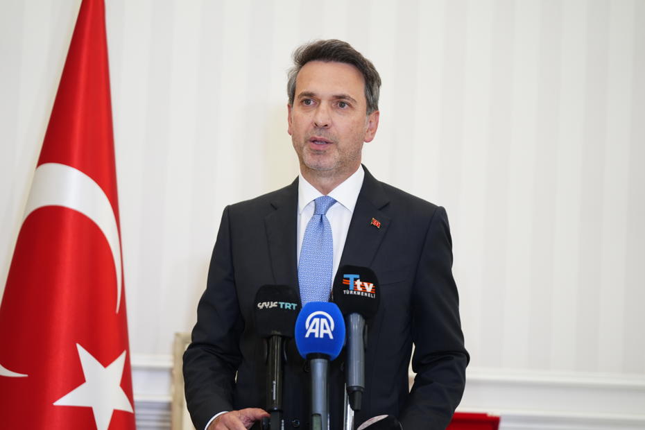 Bakan Bayraktar: Irak'tan Ceyhan'a Petrol Akışı Devam Ediyor ve Gelecek Planları Geliştiriliyor