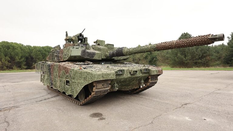 Altay ilk tank bu yıl envantere girecek
