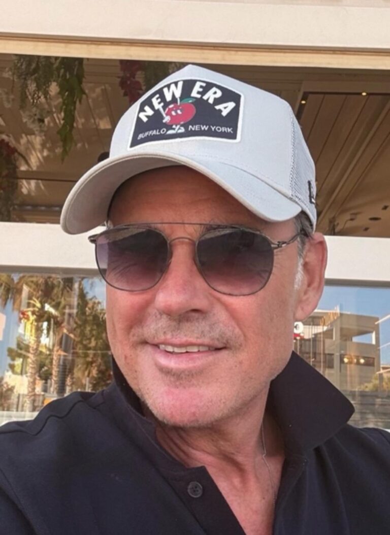 Yeğeniyle uygunsuz görüntüleri olay olmuştu! Murat Başoğlu ülkeyi terk edip oraya yerleşti! İşte yeni mesleği